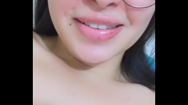 Venezolana con consolador en el culo parte 1