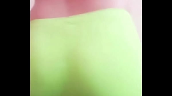 Hot booty twerking – Desi Indian Girl Twerking Practice in yoga pants