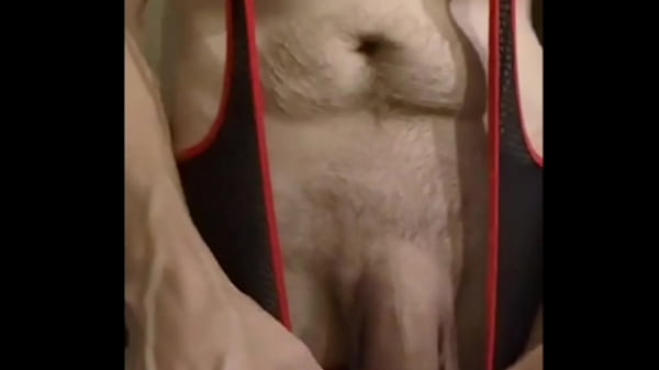 Hot guy wit a huge dick